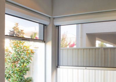 Ziptrak-Outdoor-Blinds-Lilydale