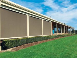 outdoor-roller-blinds
